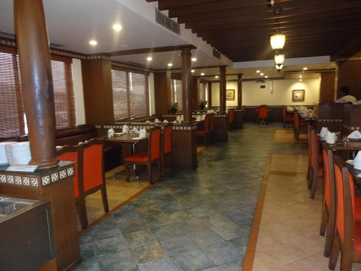 Hotel Grand Palace Chennai Ngoại thất bức ảnh