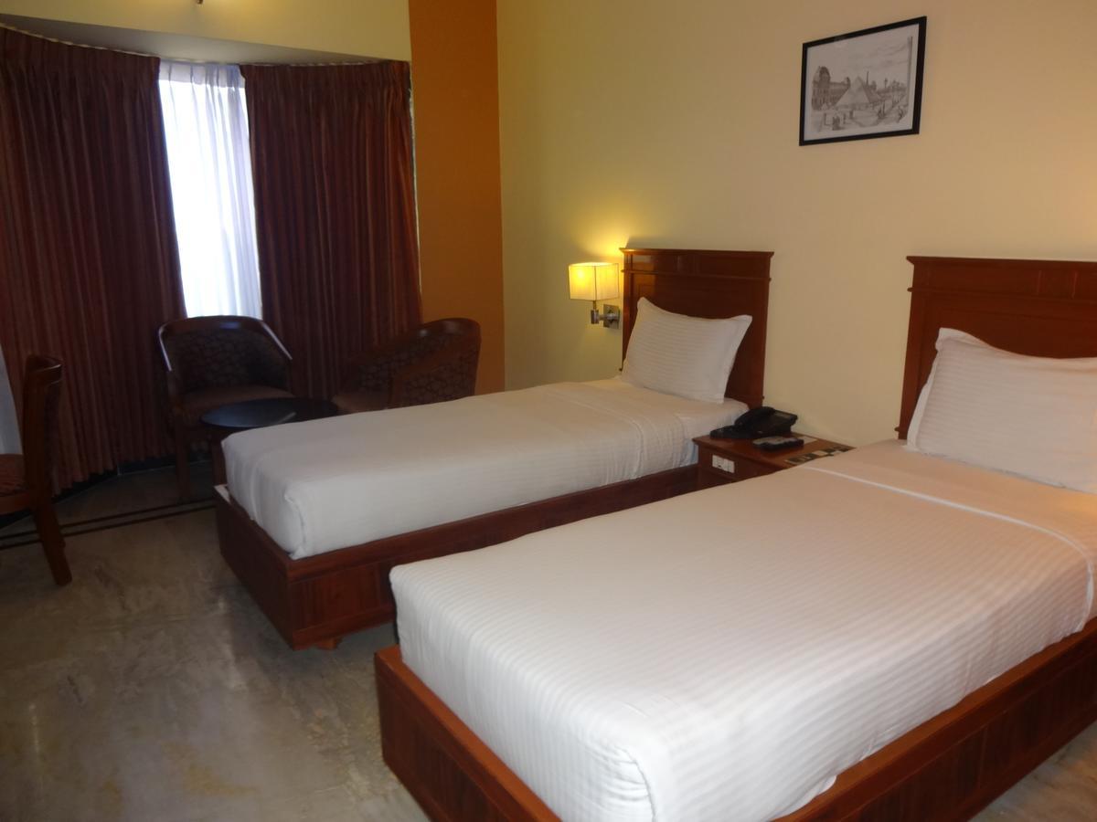 Hotel Grand Palace Chennai Ngoại thất bức ảnh